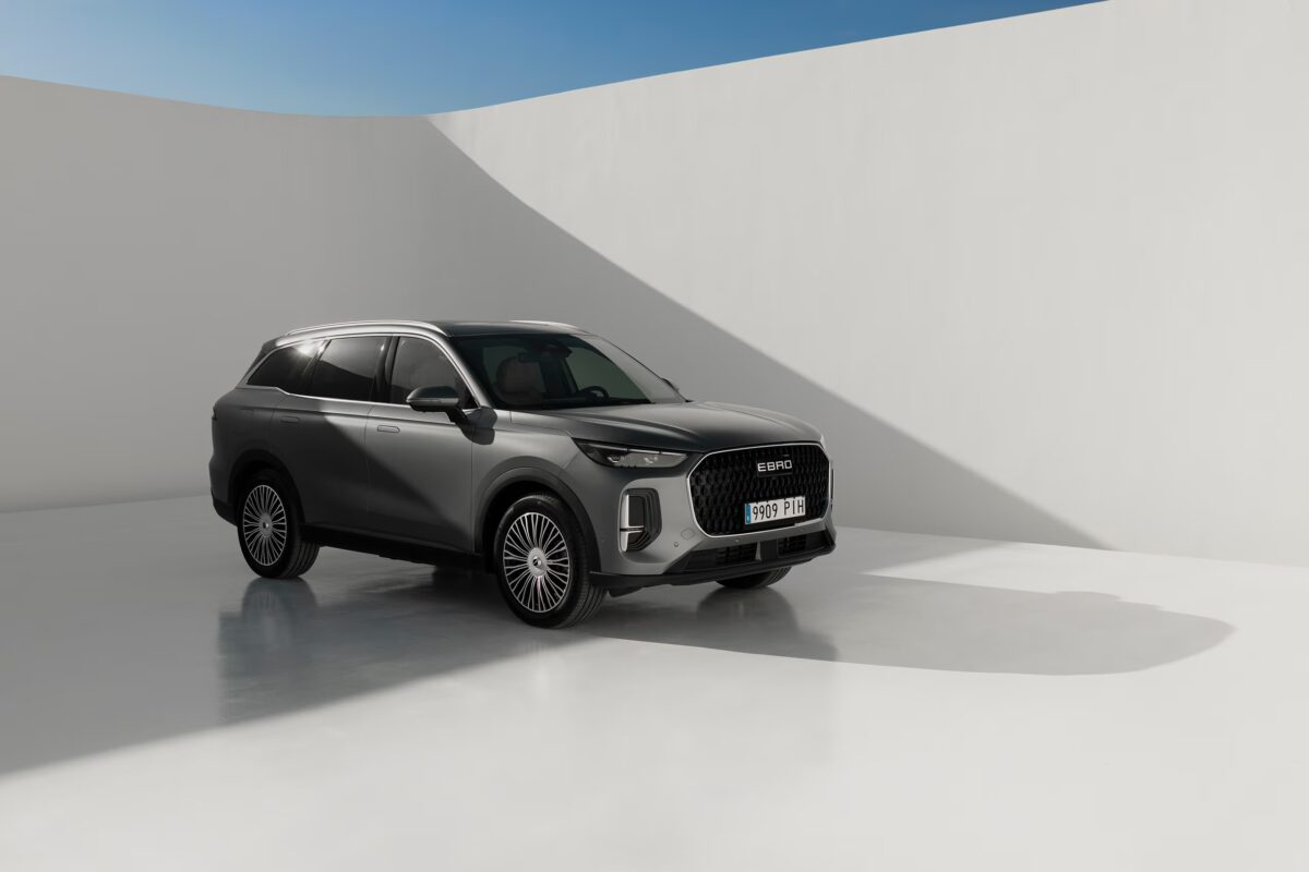 EBRO M Automoción - S900 PHEV