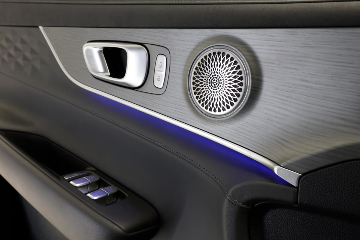 S800_interior_02