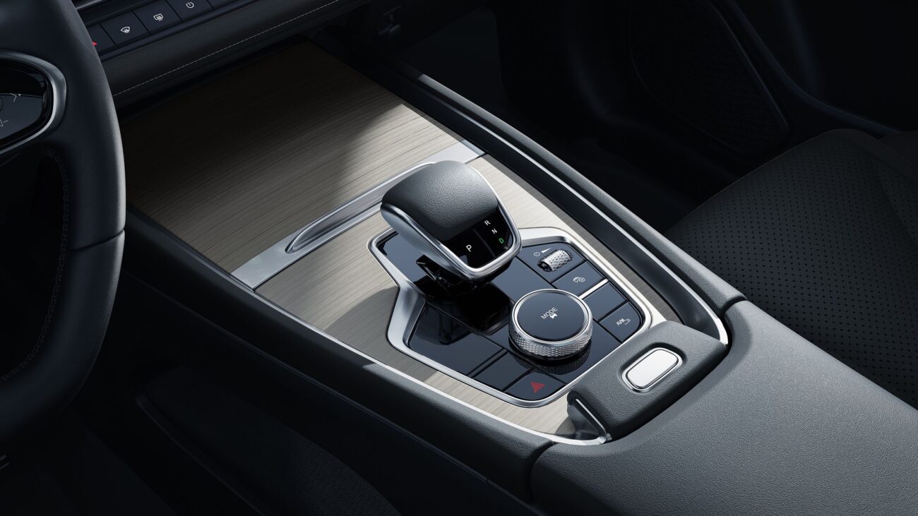 EBRO M Automoción - 700phev