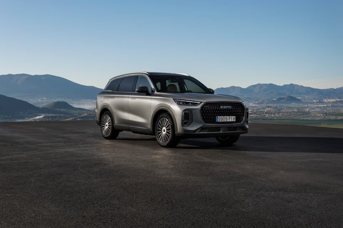 xlarge_EBRO_s900_PHEV_024_8439a83746